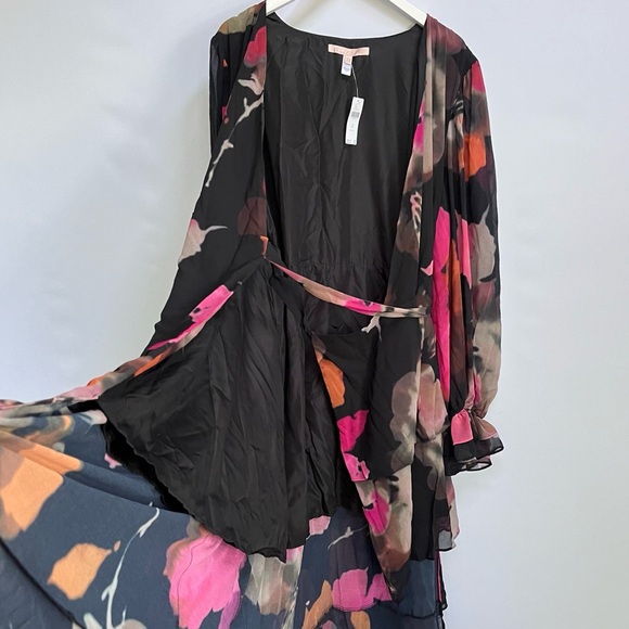NWT Anthropologie Hutch Long-Sleeve V-Neck True Wrap Maxi Dress Floral 2X - Picture 17 of 17